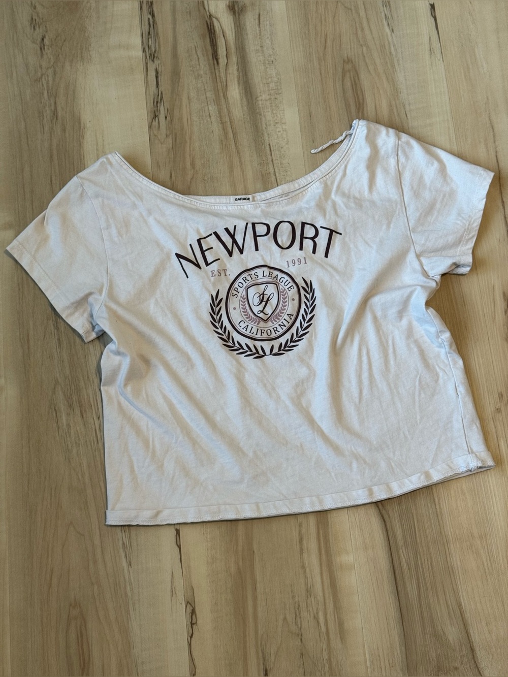 Garage Women White Newport California Graphic Off Shoulder Crop Top XS‎